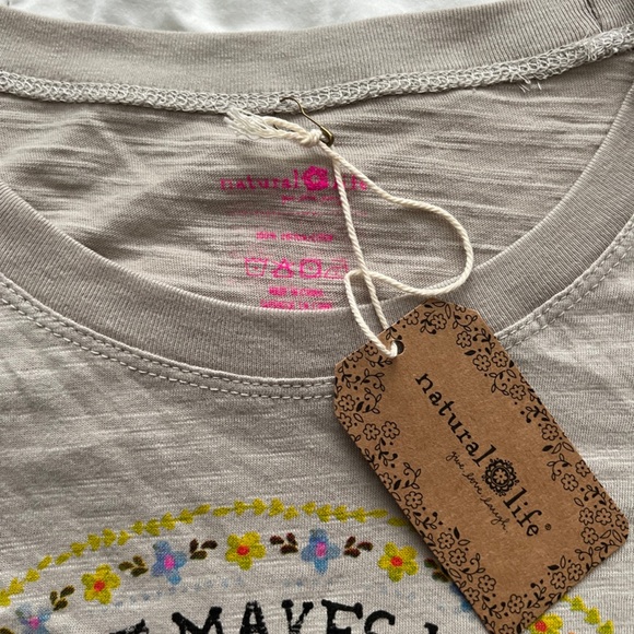 NWT NATURAL LIFE Boyfriend Tee Shirt - Do What Makes You Happy Size S - Picture 7 of 8